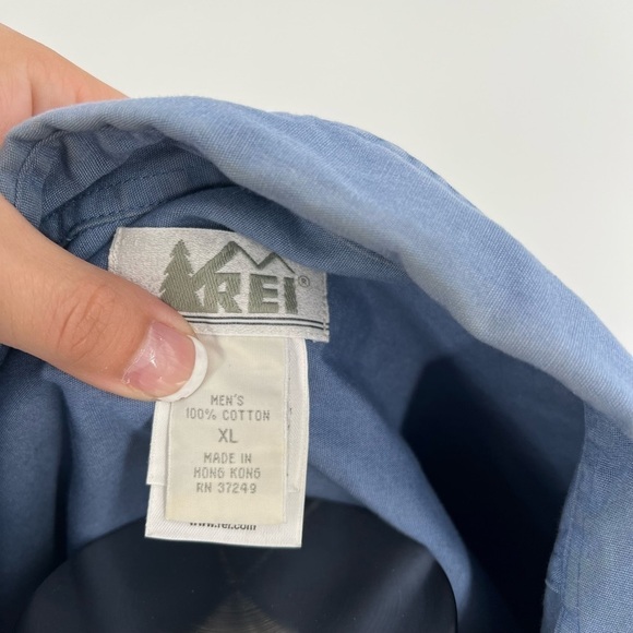 REI Blue Mens Button Down Shirt XLarge - Picture 4 of 5